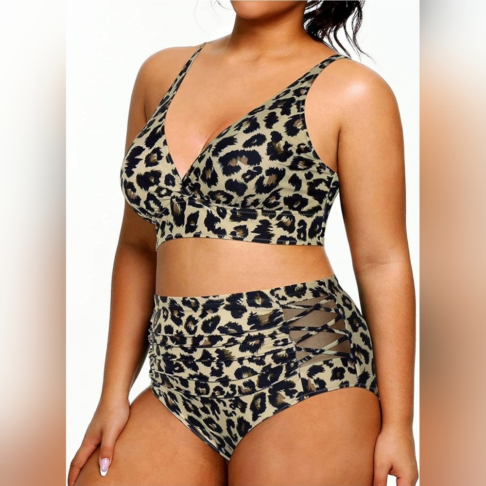 Size 14w Leopard Print High-Waisted Bikini - Picture 2 of 6
